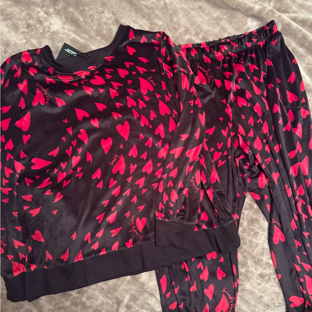 Vera Wang super soft pajamas
